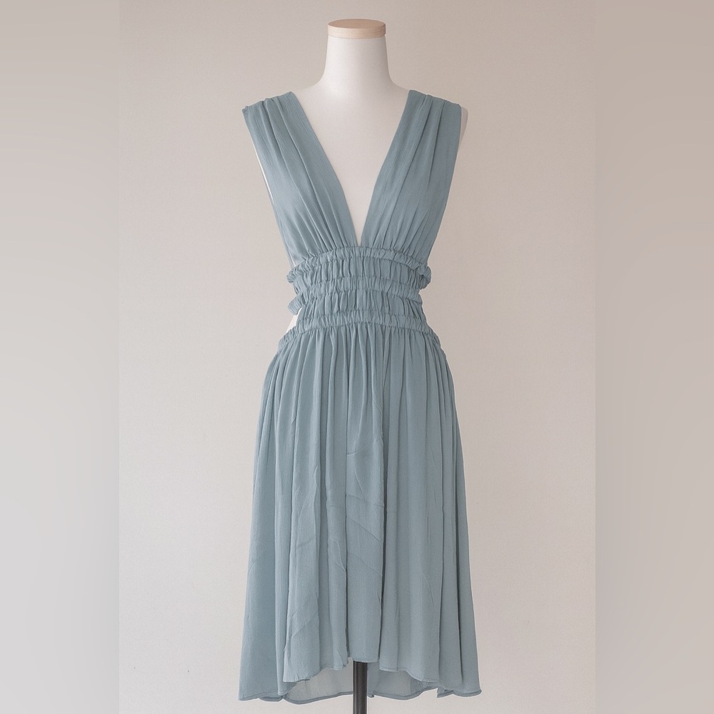 Elegant Blue Sleeveless Dress